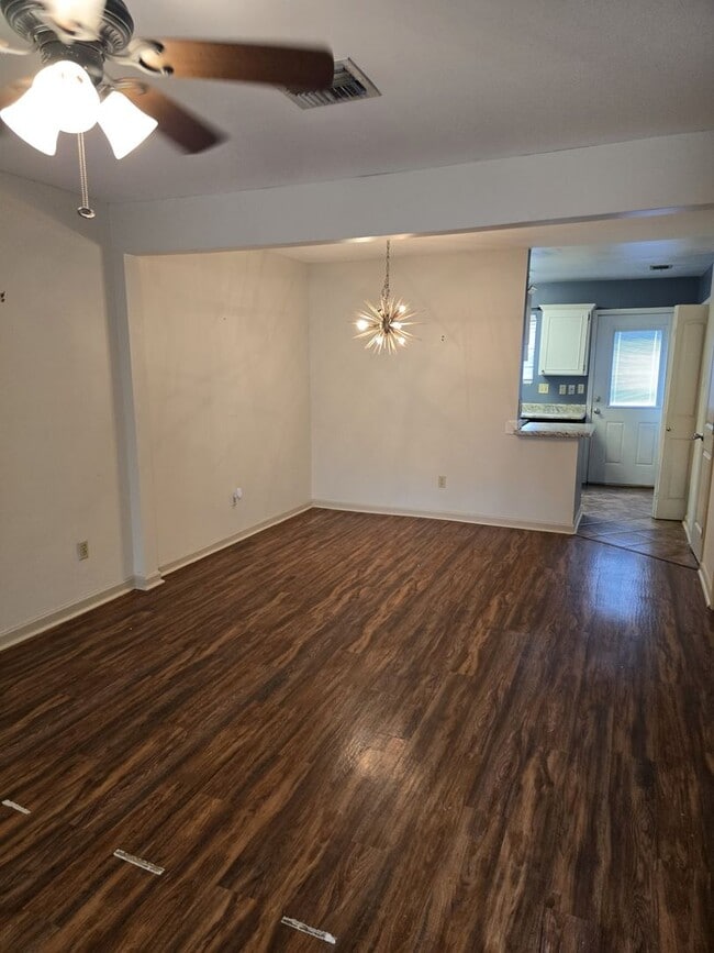 Photo - 201 High Meadows Blvd