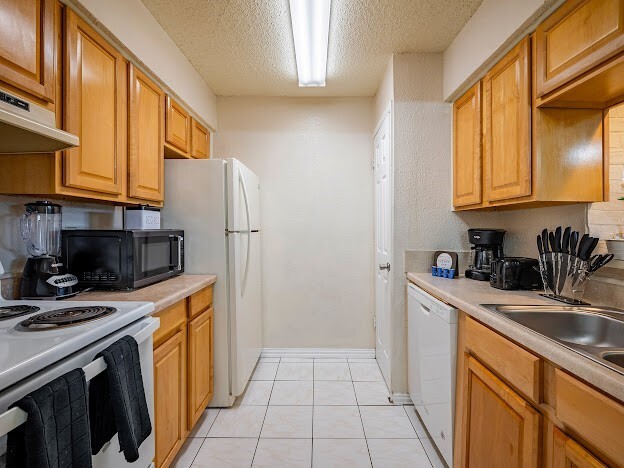 Building Photo - 260 El Dorado Blvd Unit 1103 Rental