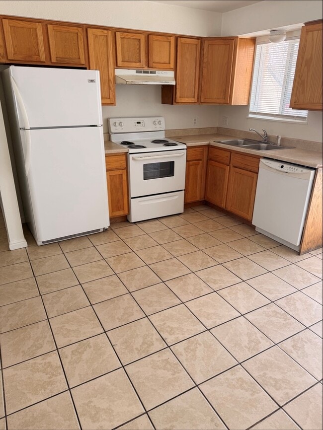 Building Photo - 1239 Swaner Rd