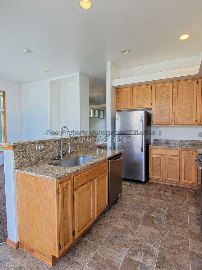 Photo - 2567 Prestwick Dr