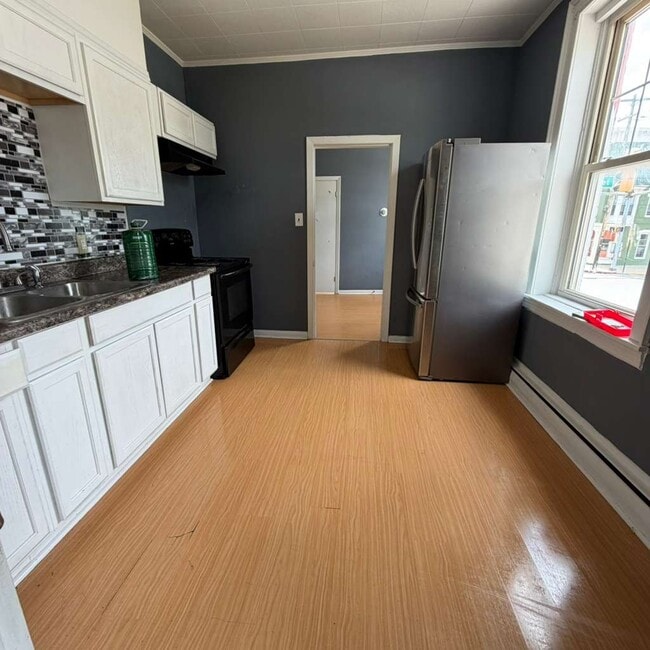 Photo - 105 N Conococheague St