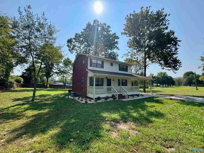 Photo - 16374 Oakdale Rd