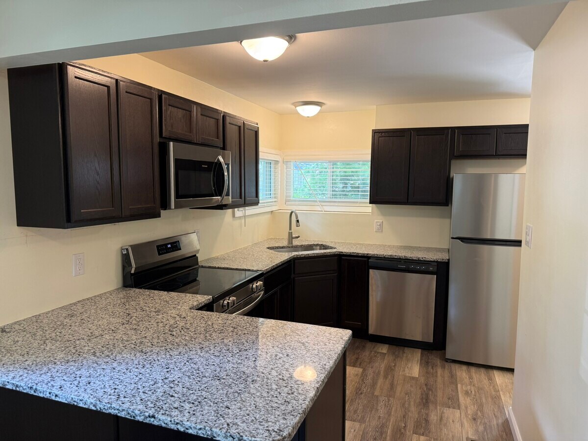 Photo - 934 Kramer Ave