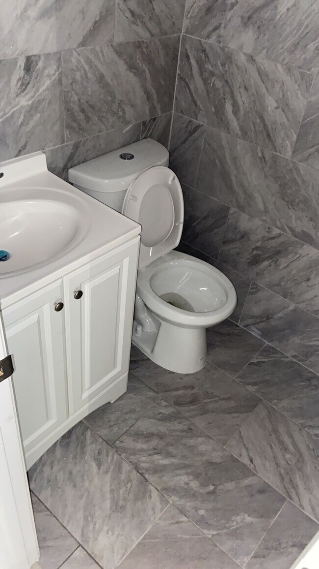 Photo - 4769 N Pine Hills Rd Unidad 24