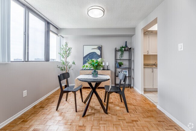 1BR, 1BA - Dining Room - 2 Silver Maple Court