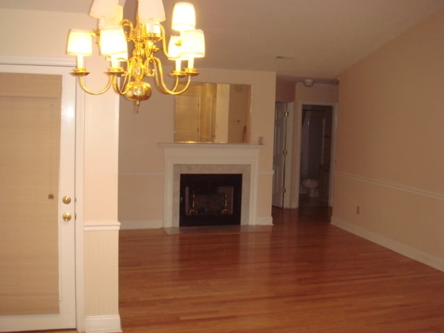 Photo - Charming 2-Bedroom Oasis with Screened Porch in Colony Lake