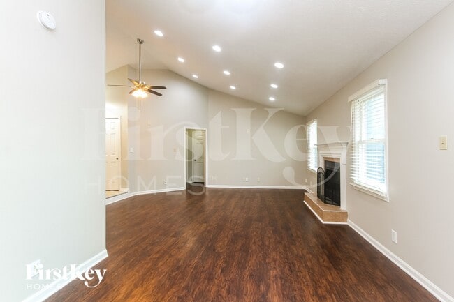 Photo - 5038 Deer Creek Pl