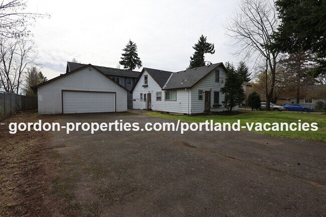Photo - NE 94th Ave - Vintage Montavilla 2 bedroom house