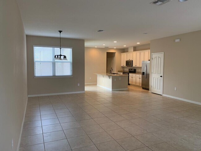 Photo - 13718 Beckman Dr