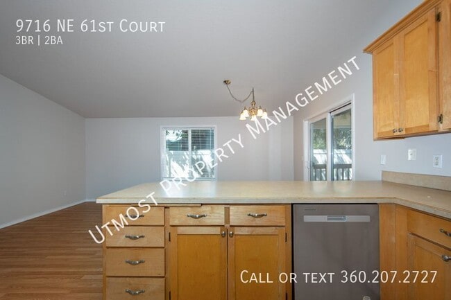 Photo - 9716 NE 61st Ct