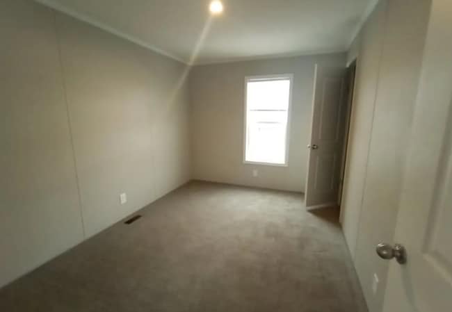 Photo - 500 Elmwood Ln