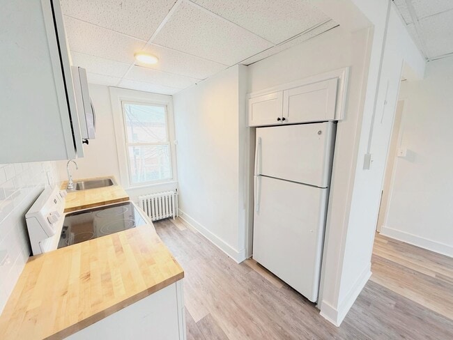 Photo - 720-724 Warren Street Unit 720-8