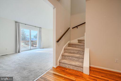 Photo - 16 Castlehill Ct