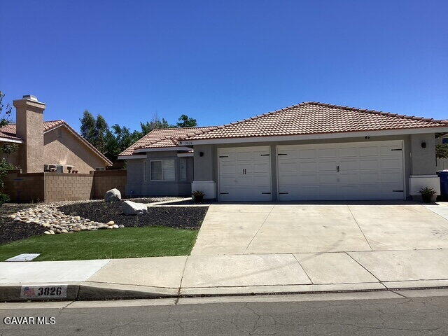 Building Photo - 3826 Cocina Ln