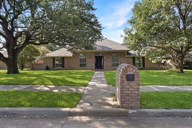 Photo - 2600 Northcrest Dr