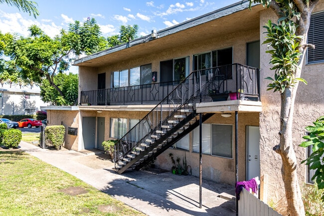 134 E. Wakefield