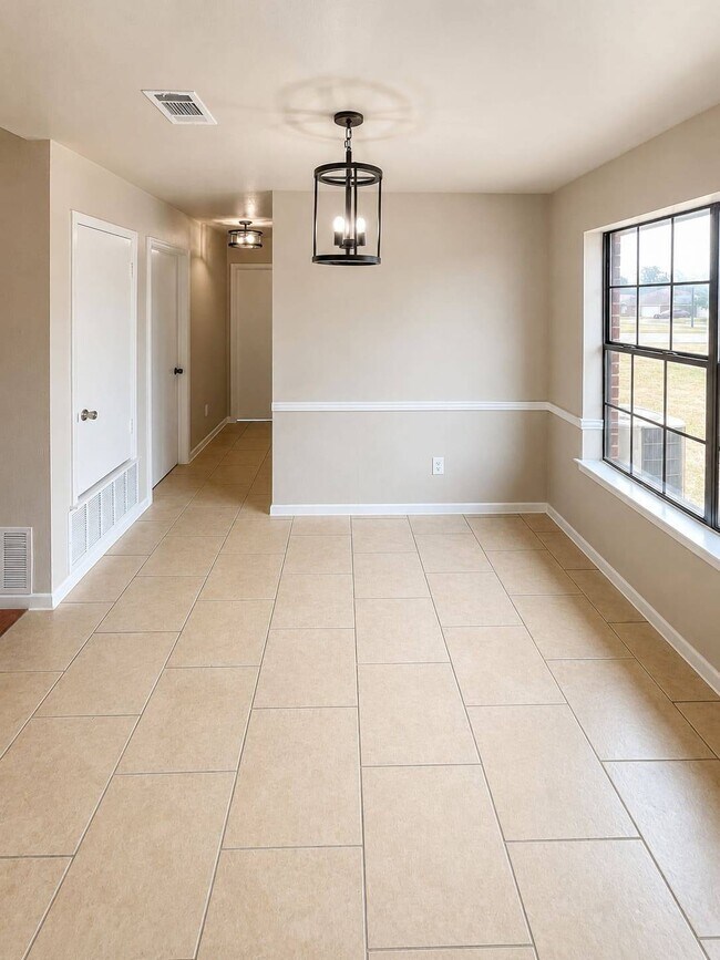 Photo - 1804 Moonstone Dr