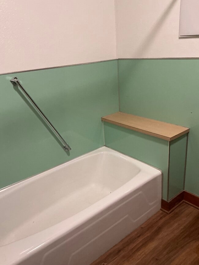 Photo - 215 N Main Ave Unit 2 bedroom apartment