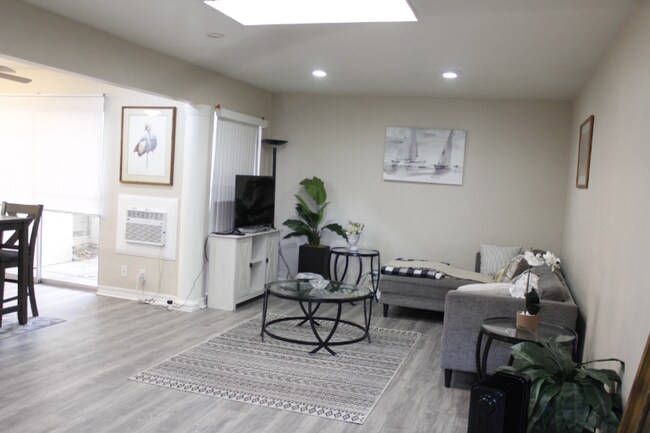 Photo - 1620 Laguna St Townhome