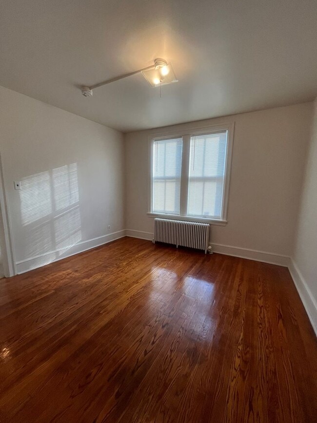 Photo - 124 Ruby St Unit Apt 3