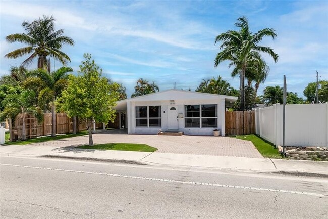 Photo - 1606 NE 15th Ave