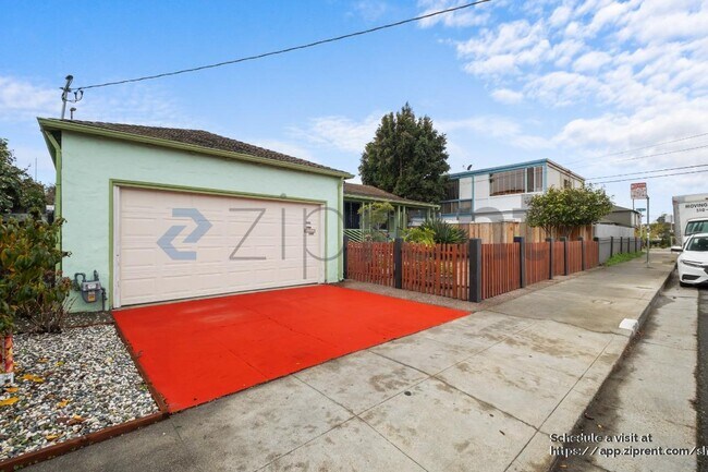 Photo - 3606 Barrett Ave