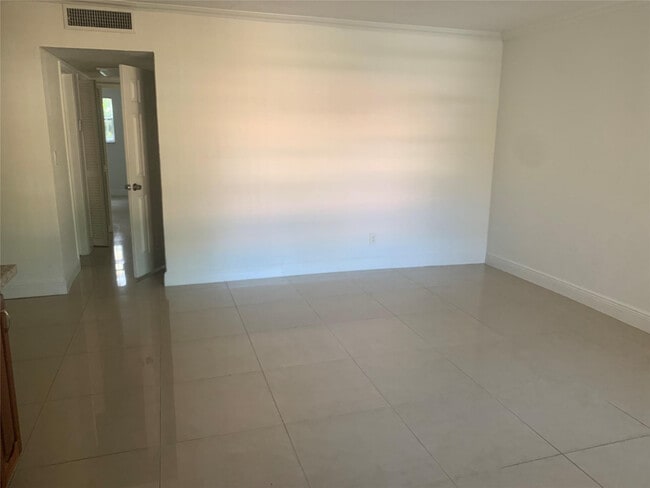 Photo - 8704 NW 35th St Unit 108