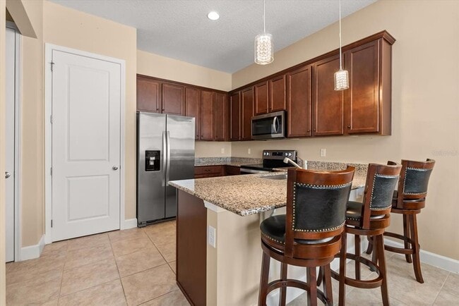 Photo - 6879 Arnoldson St