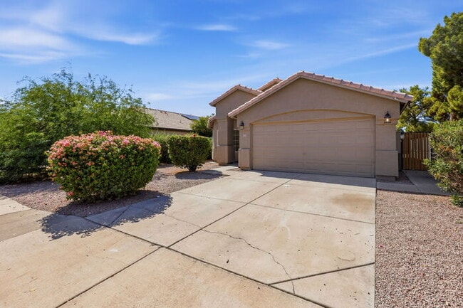 Photo - 2525 E Camino St