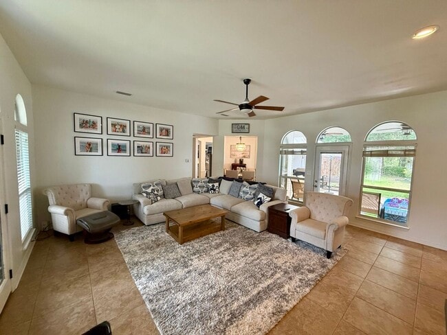 Photo - Stunning Bluewater Bay Home in Parkwood Estates!