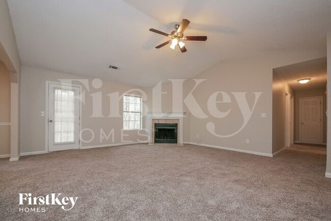 Photo - 732 Four Winds Ln