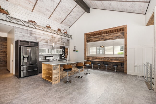 Photo - 4006 Apple Valley Dr