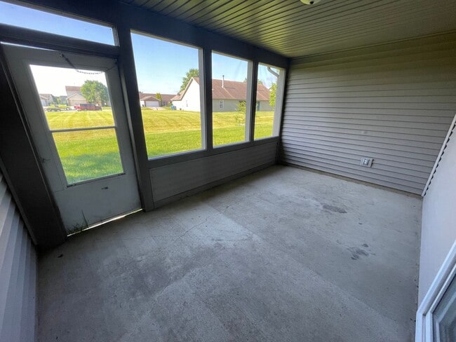 Photo - Large 2 Bedroom Condo