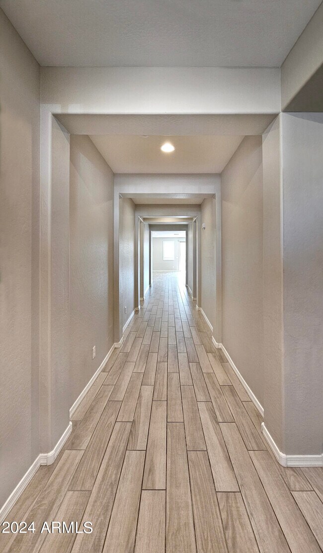 Photo - 4536 N 93rd Dr