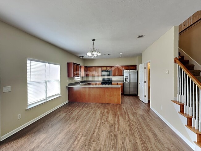 Photo - 256 Neal Ave