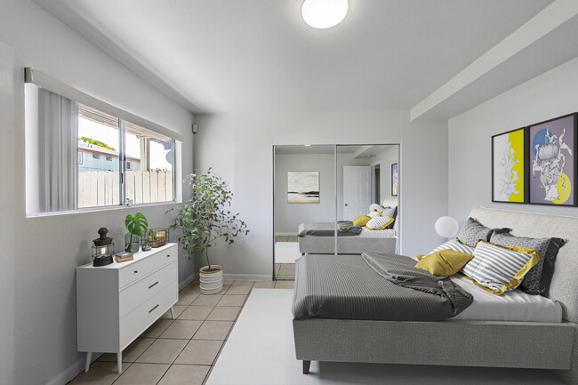 Photo - 2554 E 16th Street