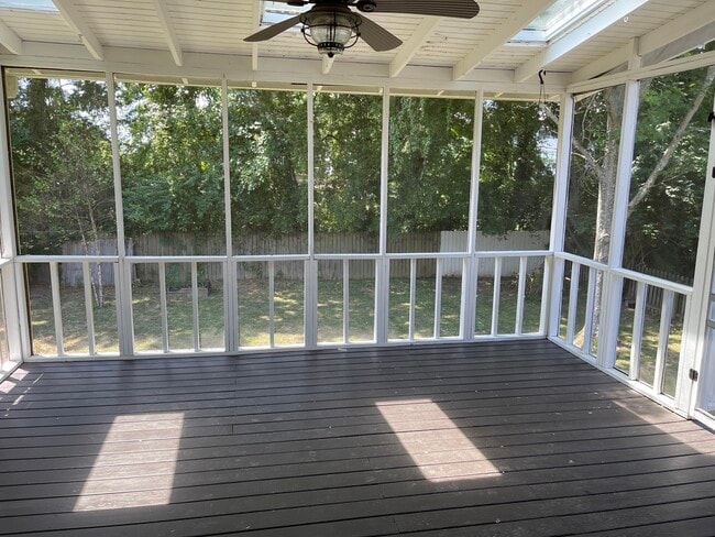 Photo - 5244 Village Trce