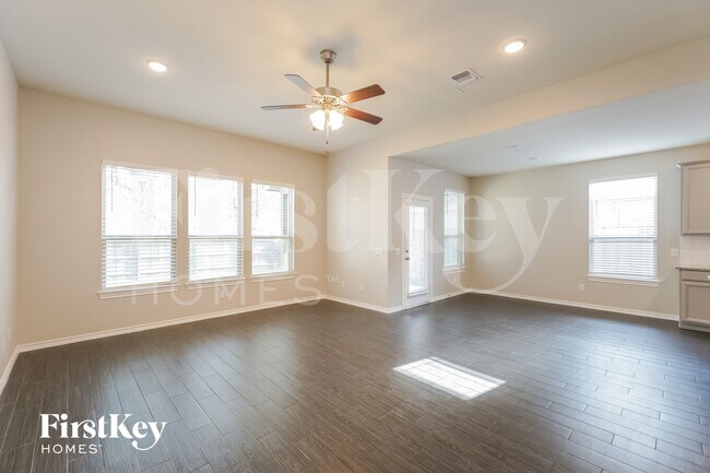 Photo - 9714 Birdsnest Ct