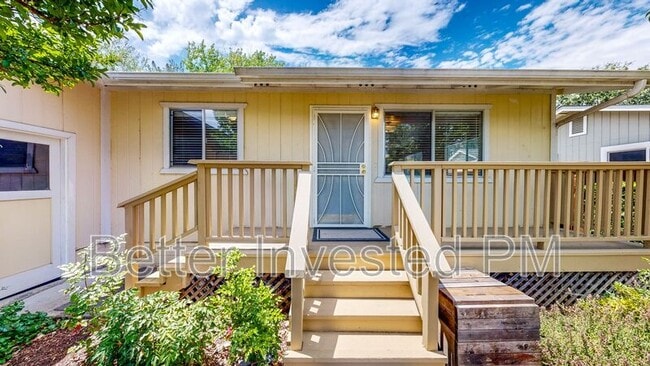 Photo - 832 S Orchard Ave