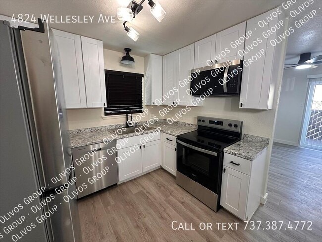 Photo - 4824 Wellesley Ave Unit B