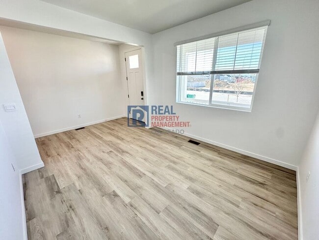 Photo - 778 N Clubview St