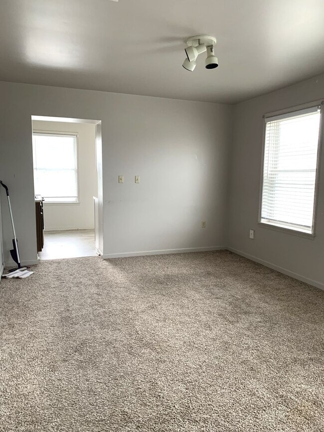 Photo - 1460 Lincoln Way E Unidad 1460 3