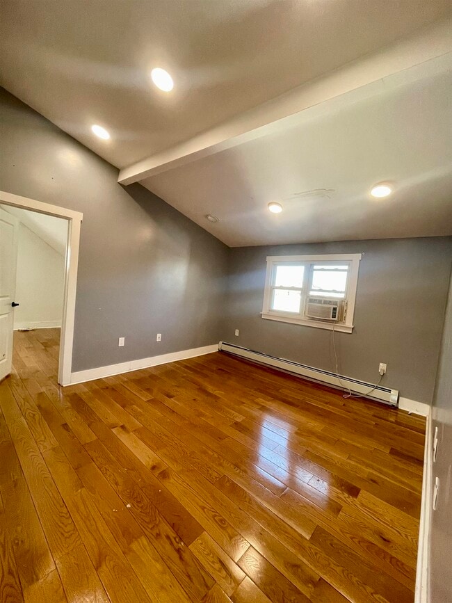 Photo - 530-532-532 40th St Unit 2nd Fl