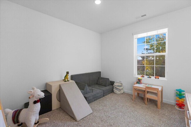 Photo - 271 Charlestowne Lakes Dr