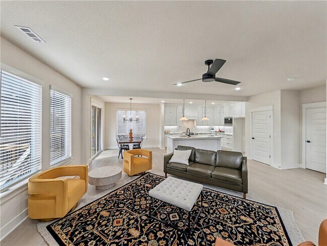 Photo - 30 Cromer Dr