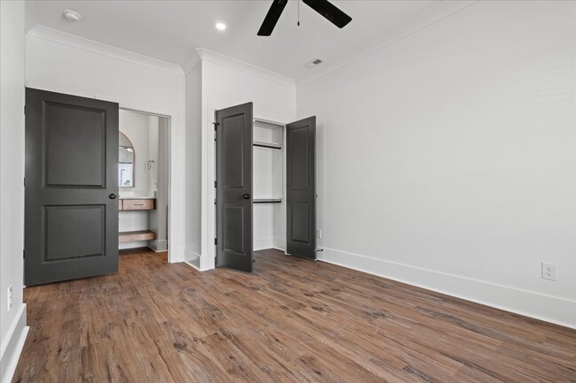 Photo - 1328 Twelve Oaks Ln