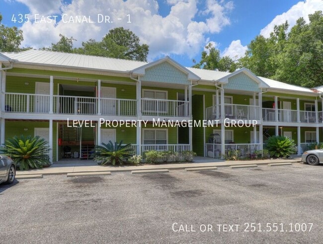 Photo - 435 E Canal Dr Unit 1