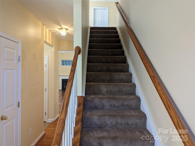 Photo - 7920 Mariners Pointe Cir