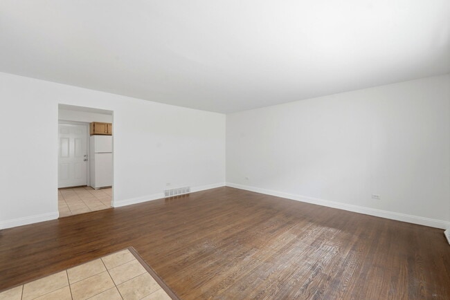 Photo - 2028 Williamsburg Dr Unit D108