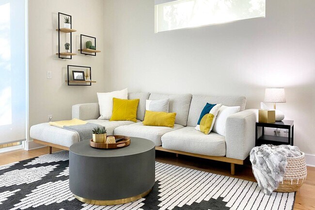 Living room premium custom furnishings - 6201 Hyside Dr